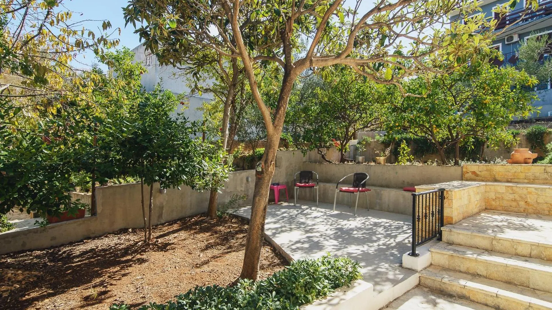 Villa Bua - Beautiful Seafront Apartments Trogir